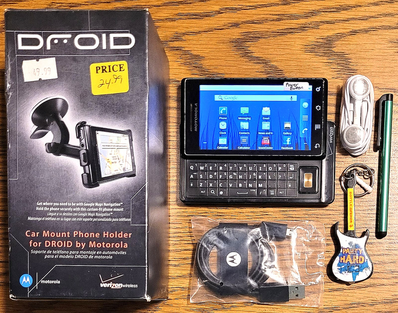 Motorola Droid 1 / A855 – Black ( Verizon ) Very Rare Android Smartphone-Bundled