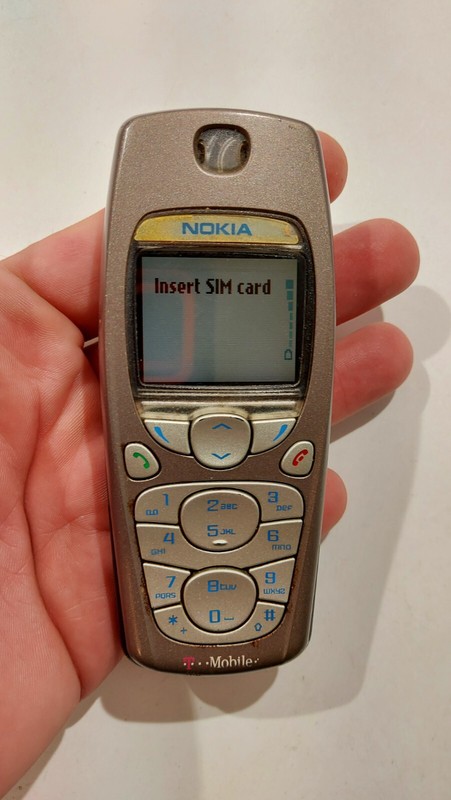 3558.Nokia 3595 Very Rare – For Collectors – Unlocked