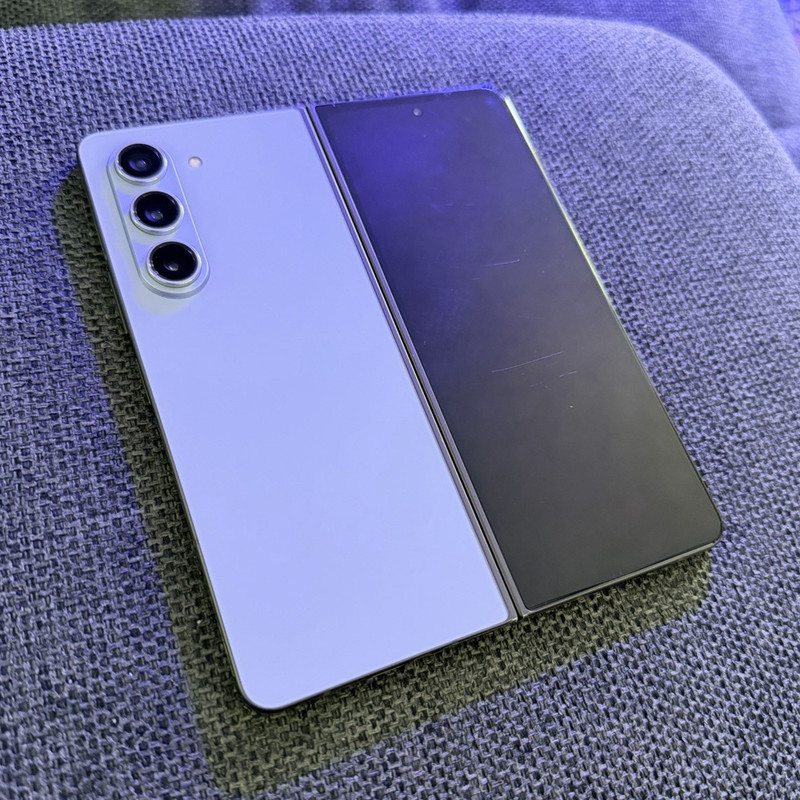 Samsung Galaxy Z Fold5 512GB Blue Foldable Android Factory Unlocked