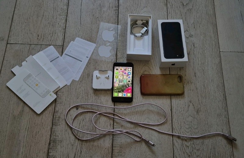Apple iPhone 7 32GB Black Good Condition Battery Unlocked 80%