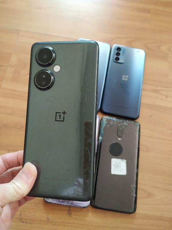 Lot of 6 Mixed model OnePlus Nord N300 5G CPH2389 and other For part gallery