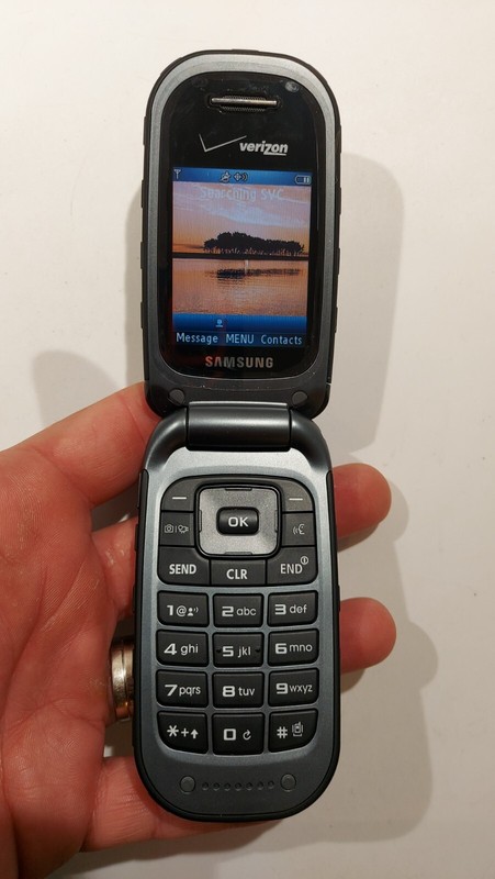 1169.Samsung SCH-U640 Very Rare – For Collectors – CDMA – NO SIM – like N E W