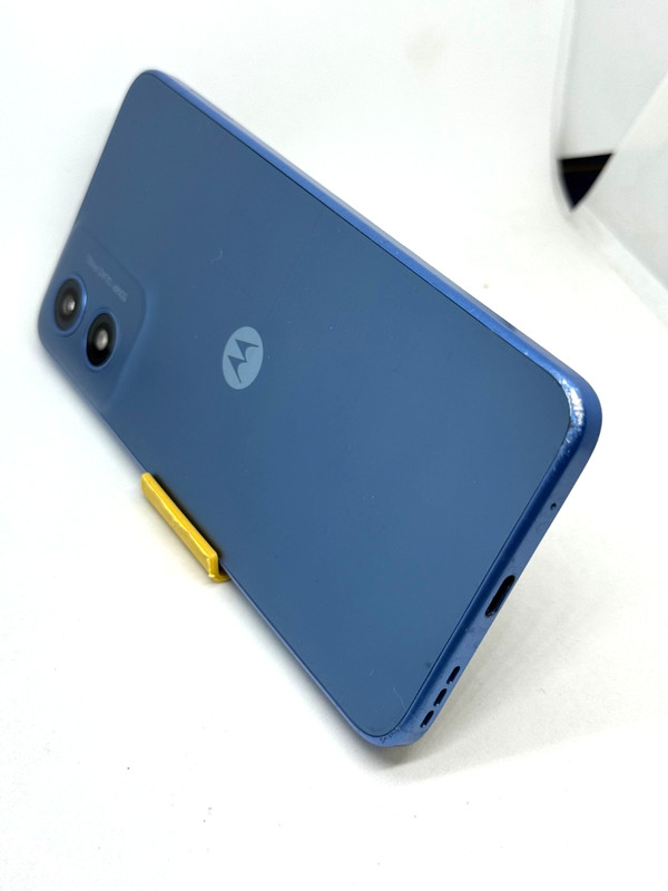 Motorola Moto G Play (2024) XT2413 64GB 4GB Unlocked Blue Good Smartphone B+ gallery