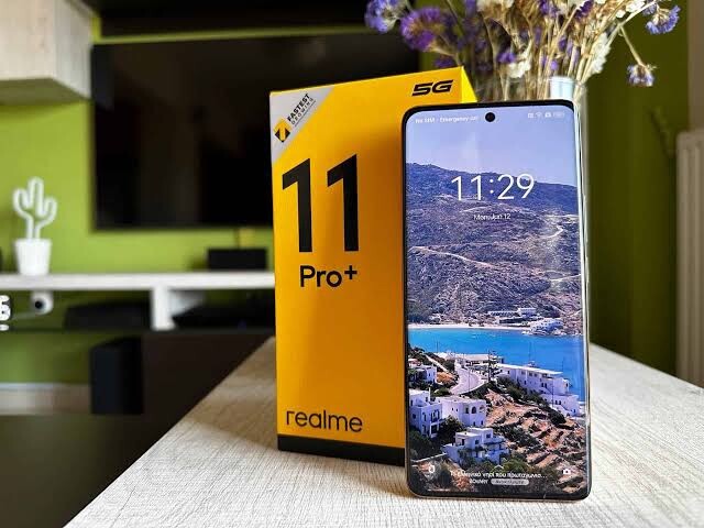 Realme® 11 Pro+ 5G Dual Sim Android Phone 512GB – Unlocked – NEW IN BOX – GREEN
