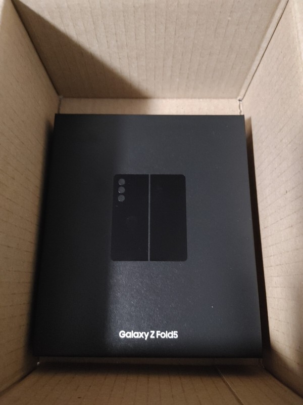 Samsung Galaxy Z Fold5 SM-F946U – 256GB – Phantom Black (Unlocked)