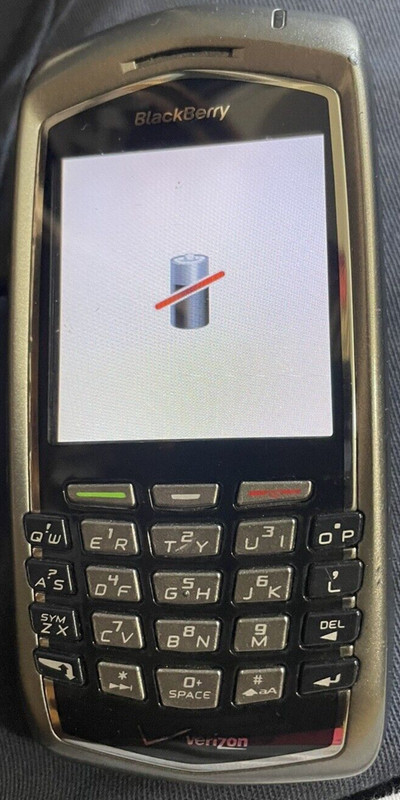 BlackBerry 7130e Black (Verizon) NEEDS BATTERY SELLING ASIS FOR PART OR REPAIR