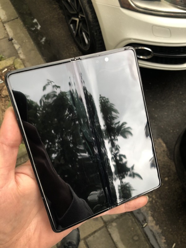 Samsung Galaxy Z Fold3 5G – 256GB – SM-F926U – UNLOCKED – Bad Screens – FOR PART