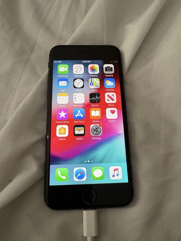 Apple iPhone 8 Black 64GB MQ6V2LL/A iOS Bar Style Smartphone Mobile Phone