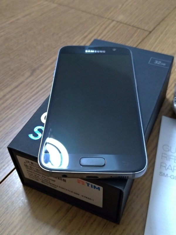 Samsung Galaxy S7 32GB Black Onyx Accessories Perfect Mint Black Smartphone
