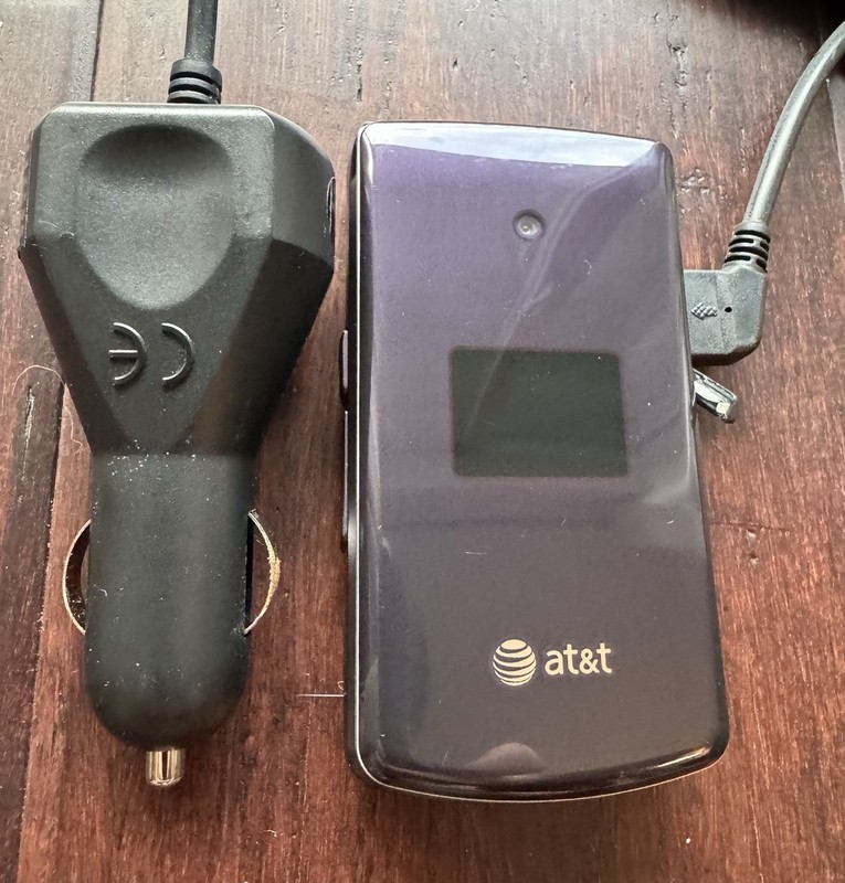 LG CU515 Flip Phone Metallic Purple AT&T GSM WORKING w/ Battery, SIM & Charger