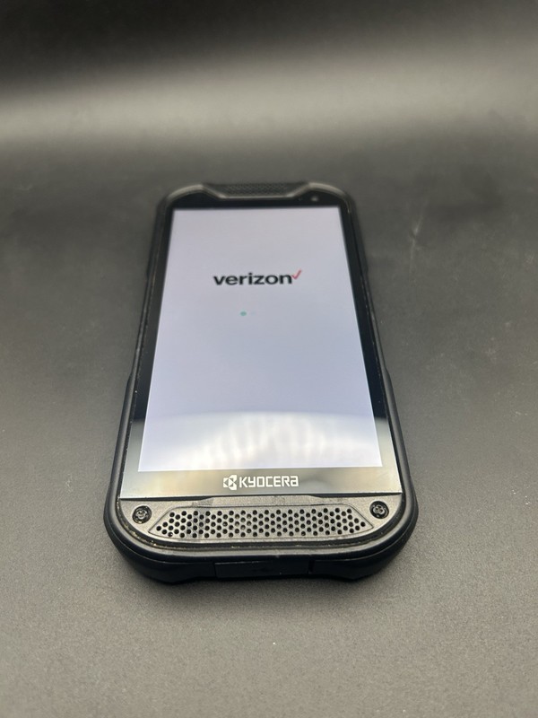 Kyocera Duraforce Pro 2 - Unlocked gallery