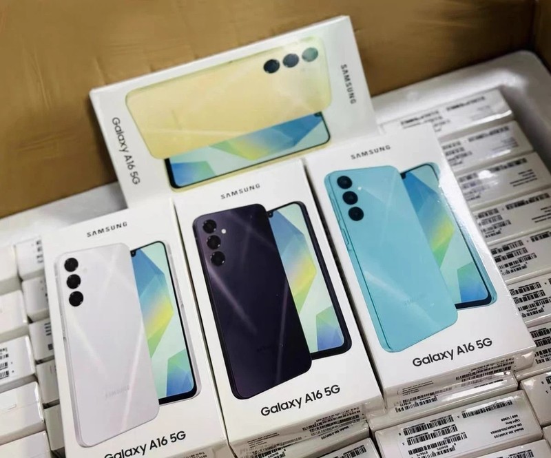 Brand New Samsung Galaxy A16 5G 128GB Factory Unlocked 6.7&Prime; -Black