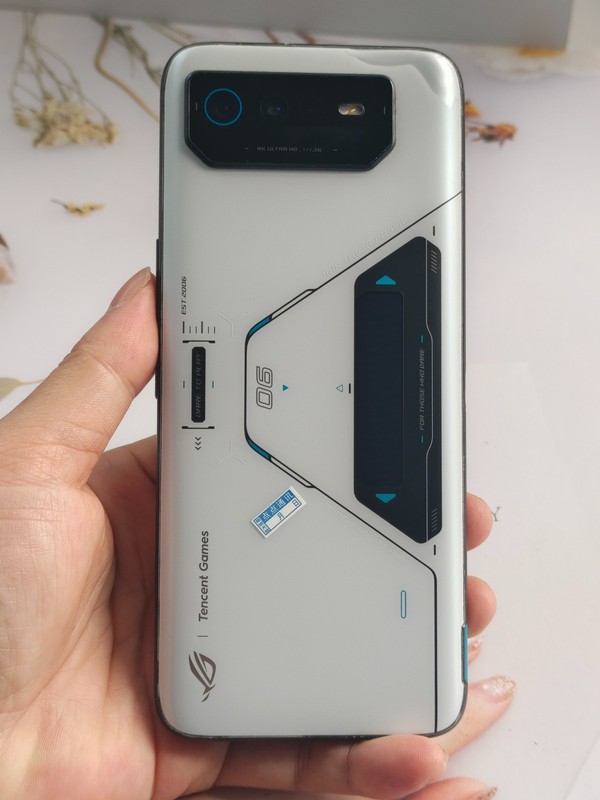 Global Gaming phone Asus ROG Phone 6 Pro 512GB 18GB RAM Factory UNlocked GOOD