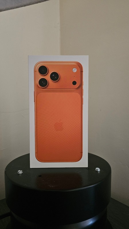 Apple iPhone 17 Pro Max 256GB Orange UNLOCKED – FREE SHIPPING