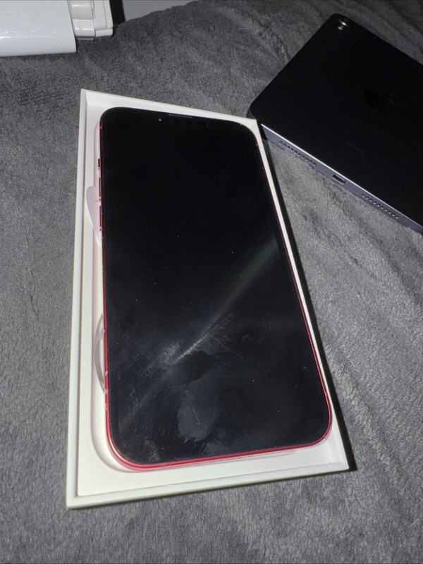 Apple iPhone 14 – 128 GB – Red (Unlocked)
