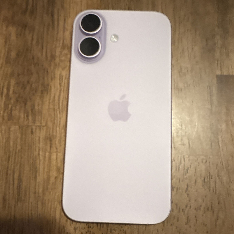 Apple Apple 17 64GB Purple T-Mobile 4.7in iOS 200MP Wi-Fi Bluetooth GPS