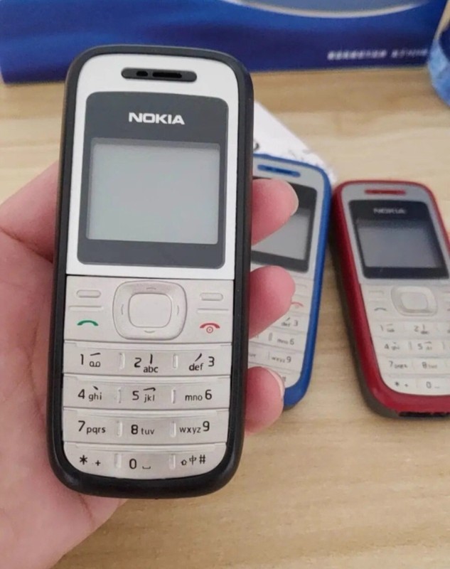 Nokia 1200 BlackUnlocked 2G GSM 900/1800 Good Quality Cellular Phone gallery