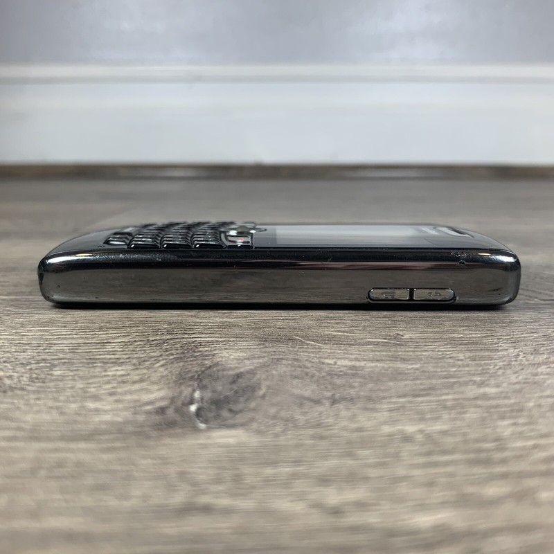 FOR PARTS BlackBerry 8820 Black AT&T Smartphone w/ No Battery gallery