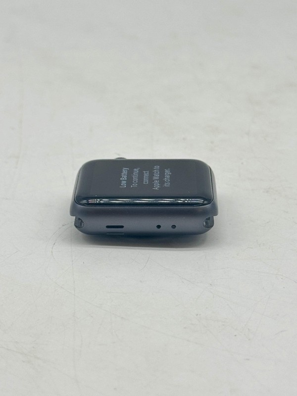 Apple Watch Series 3 A1860 38mm GPS Space Gray Used gallery