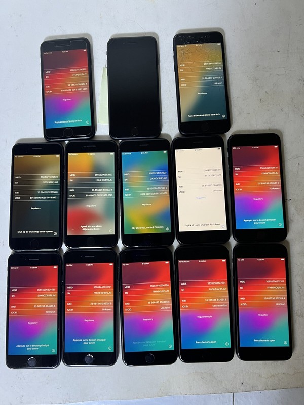LOT OF 13 Apple iPhone SE 2nd Gen A2275 64GB Various Carriers AS-IS Parts Repair