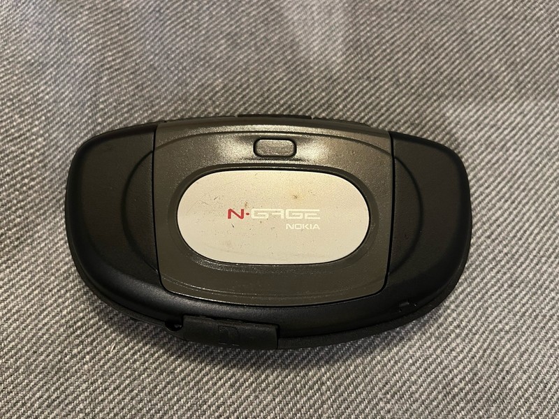 N-Gage QD Silver CIB Complete In Box + 5 Games Official Nokia Accessories Works gallery