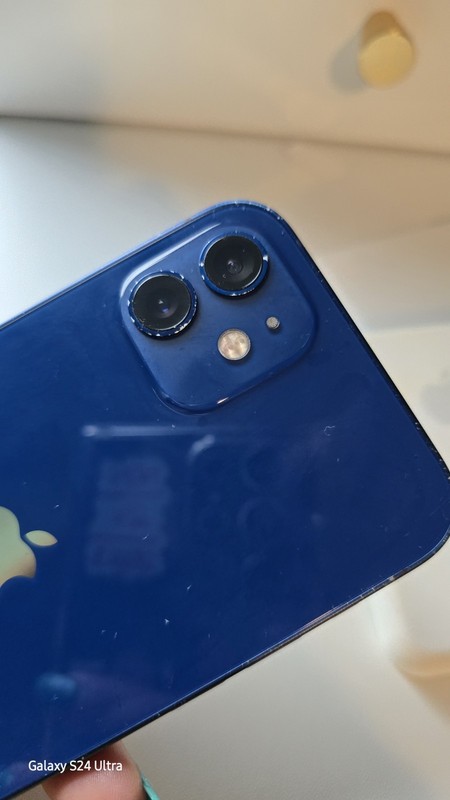 Apple iPhone 12 64 G B gallery