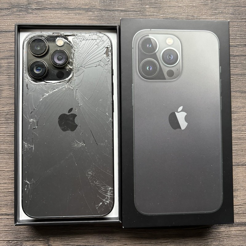 Apple iPhone 13 Pro 256GB Graphite Unlocked MLR63LL/A For Parts/Repair (Read) gallery