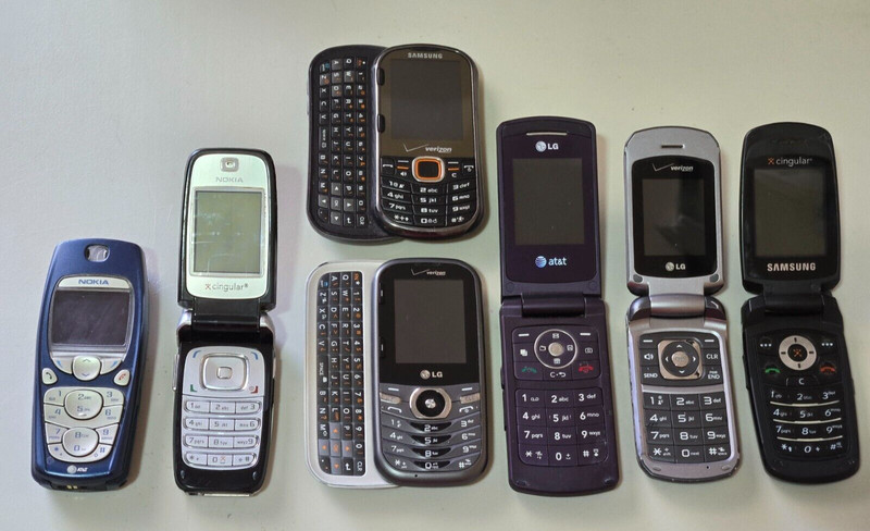 Vintage Cell Phones Lot LG-VX5600 LG-VN251S SCH-U460 Nokia 3595 Samsung SGH-C417