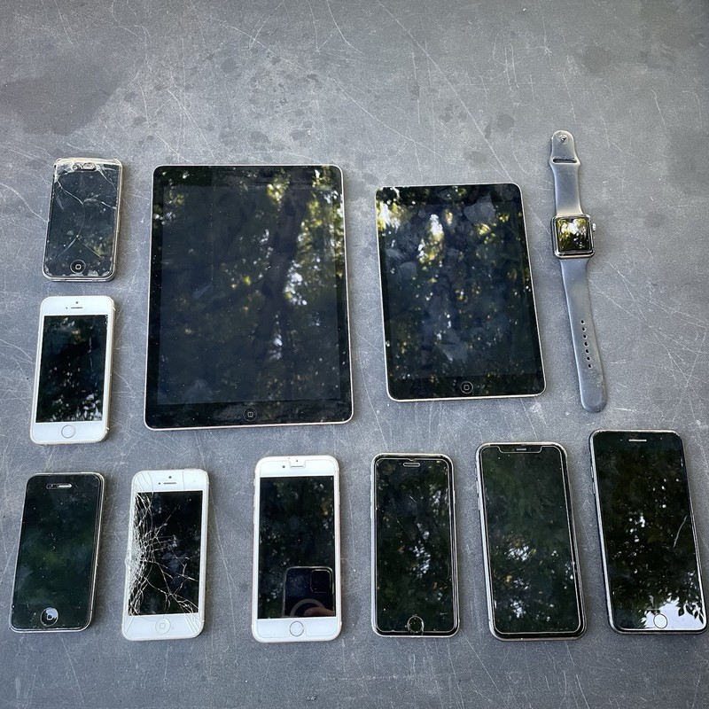 Apple Lot of 11 Devices Eight iPhones 2 iPads & Apple Watch As-Is Untested