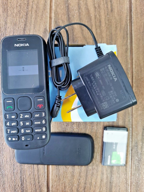 Nokia 1010 dual sim keyborad simple phone for old people students