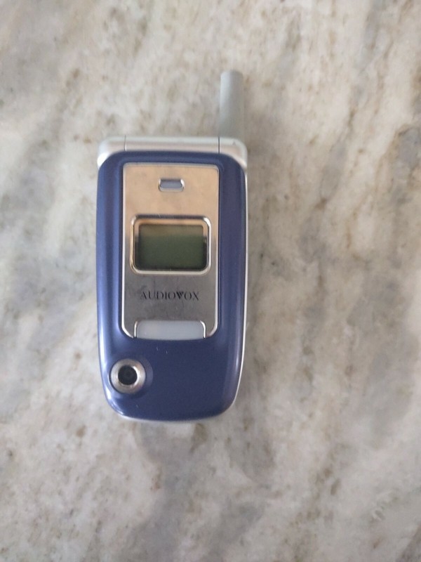 UTStarcom Audiovox CDM8912 / CDM8912SP – Silver & Blue ( Sprint ) Cellular Phone