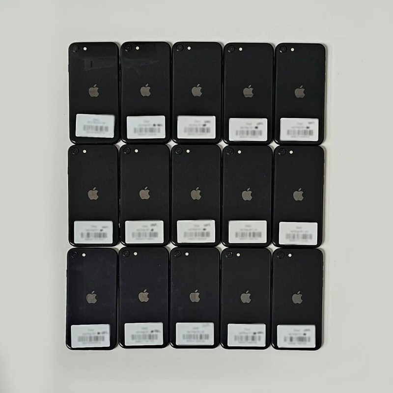 Lot of 15 iPhone SE 2nd Gen 2020 64gb Management Mixed
