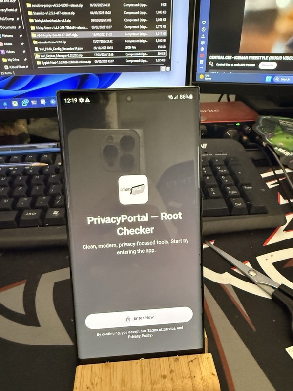 Samsung Galaxy S23 Ultra (256GB) - Magisk Rooted Android *Pokémon Go Spoofing * gallery