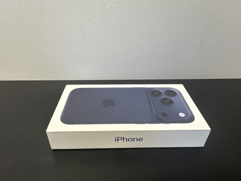 New Sealed Apple iPhone 17 Pro Max 256GB Blue Unlocked Worldwide Apple Warranty gallery