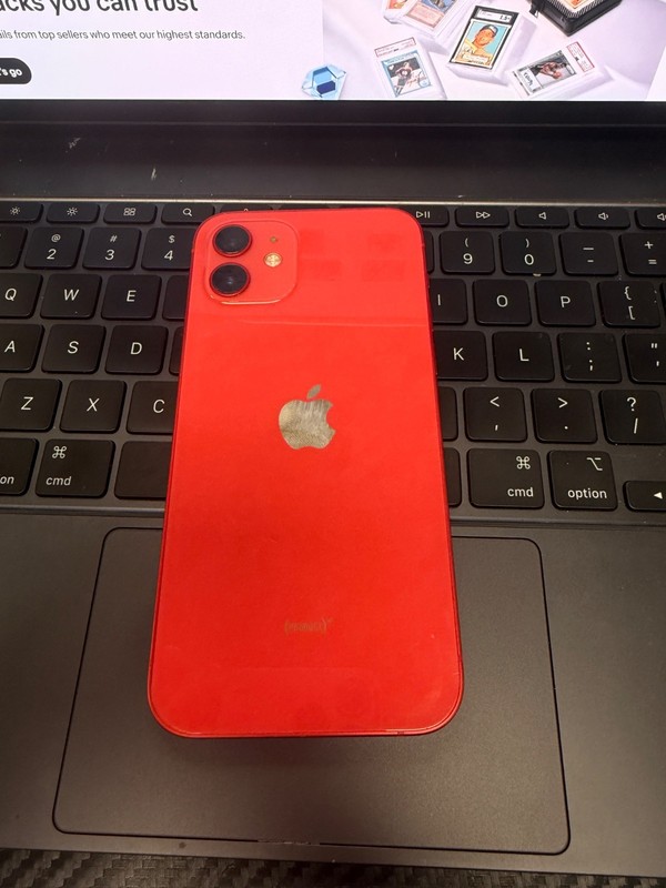Apple iPhone 12, 64 GB, PRODUCT RED, Unlocked gallery