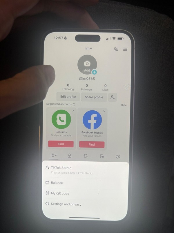 Apple iPhone 16 Pro Max - 256 GB - White TikTok installed price serious buyers ! gallery