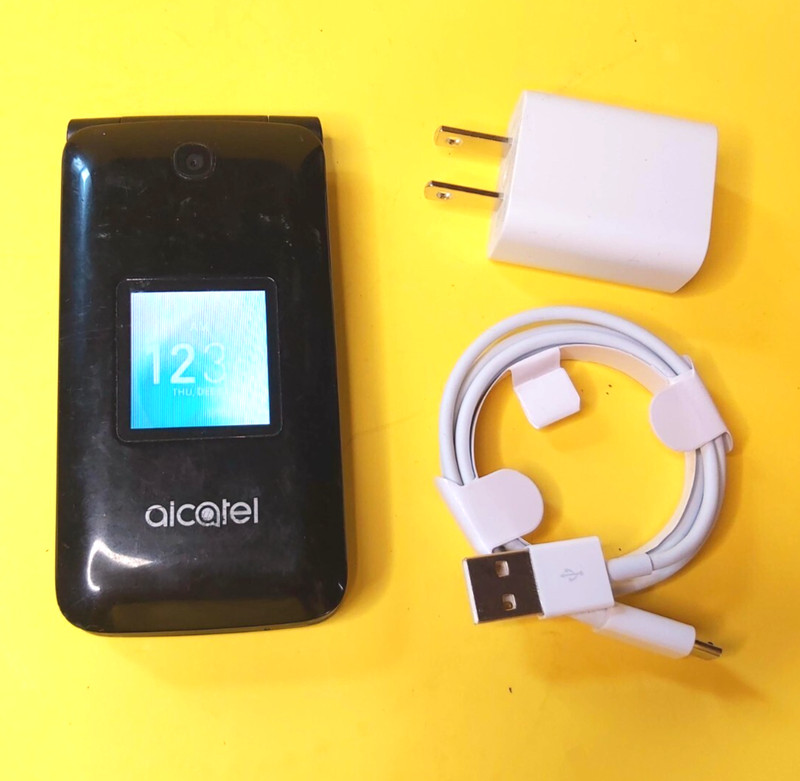 ALCATEL GO FLIP 4044 UNLOCKED 4G LTE CELL PHONE TELUS KOODO LUCKY VIRGIN MOBILE