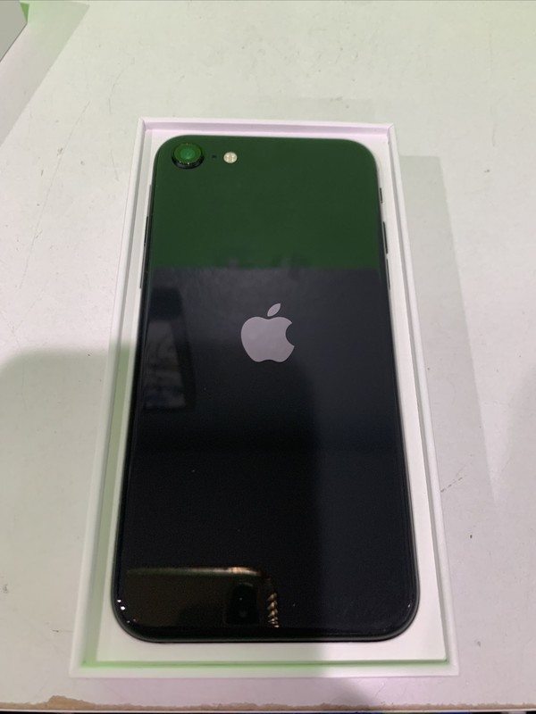Apple iPhone SE 2 MHGE3LL/A (A2275) - 64GB - Black Smartphone) Total Wirless gallery