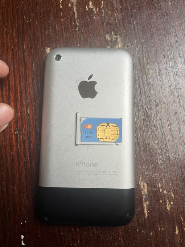 Apple iPhone 1st Generation gallery