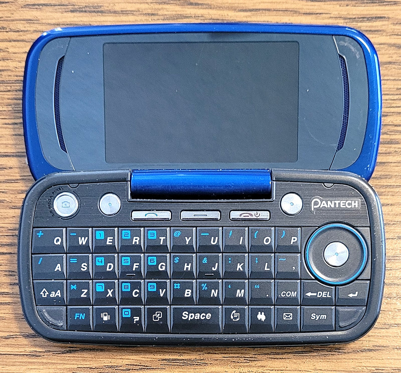 Pantech Impact P7000 - Blue and Silver ( AT&T ) Very Rare Keyboard Phone - READ gallery