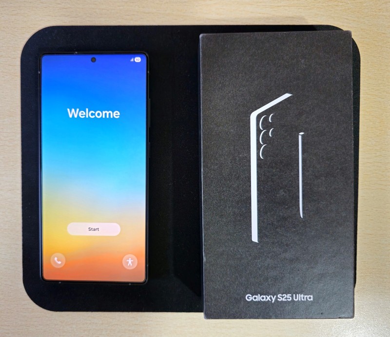 Samsung Galaxy S25 Ultra 1TB – Never Used – Gift Cover