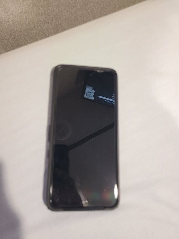 Google Pixel 8 GKWS6 - 128GB - Obsidian (Unlocked) gallery