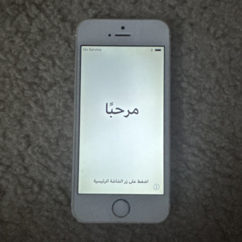 WORKING Apple iPhone 5 Smartphone 64GB Storage Gold/White Bar Style Used