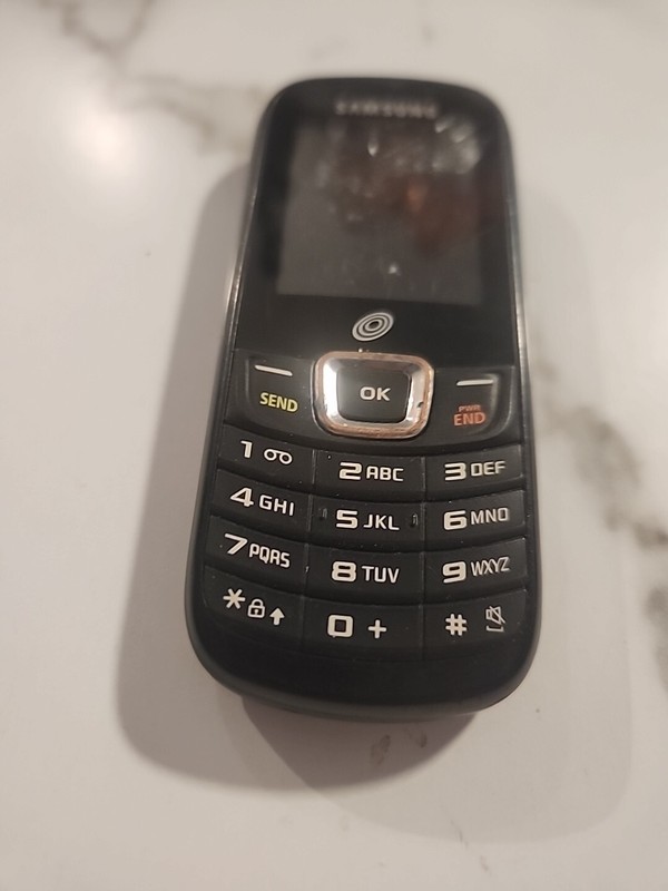 Samsung SGH-S425G- Black Cellular Phone- As Is Untested gallery