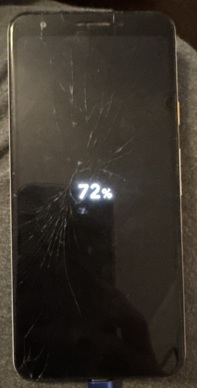 Google Pixel 3A 64GB White Unknown Fast Ship Crack Glass Broken Powers Up Some