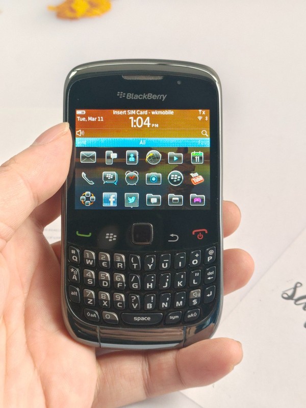 Boxed BlackBerry Curve 3G 9300 Black UNlocked 2MP 2.46'' GOOD GIFT gallery