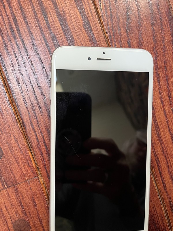EUC iPhone 6s Plus 64 GB Model MKTR2LL/A Unlocked SPRINT 84% Max Battery Silver gallery