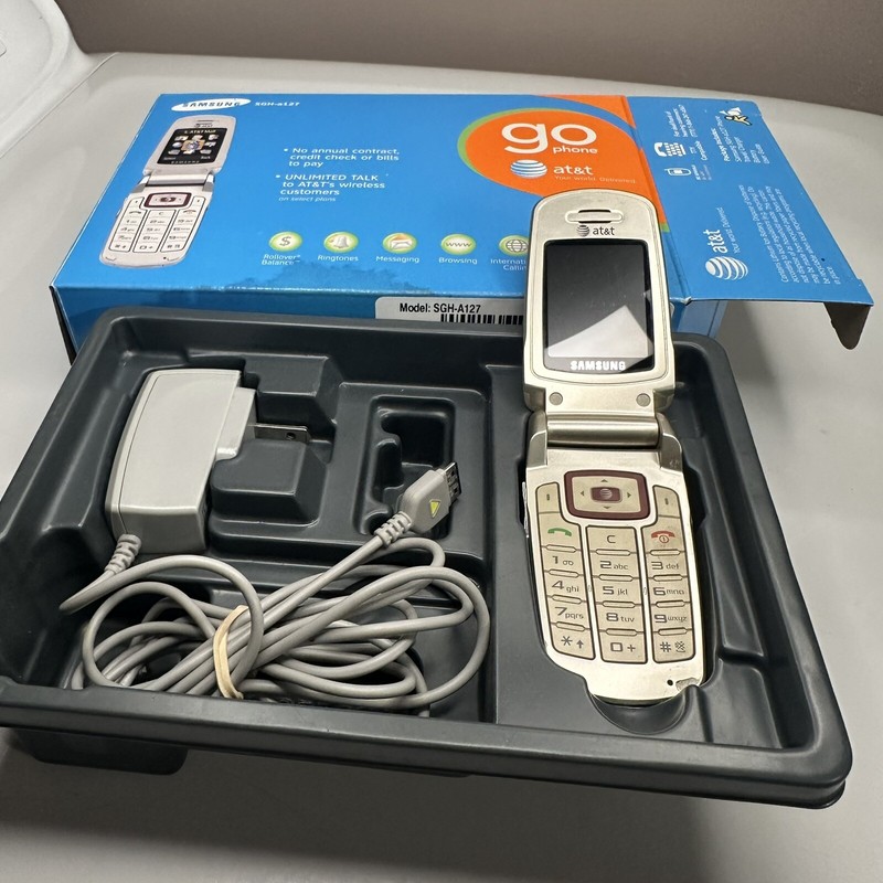 Samsung SGH-A127 - Red and Silver ( AT&T ) Cellular Flip Phone *Battery Dead!!! gallery