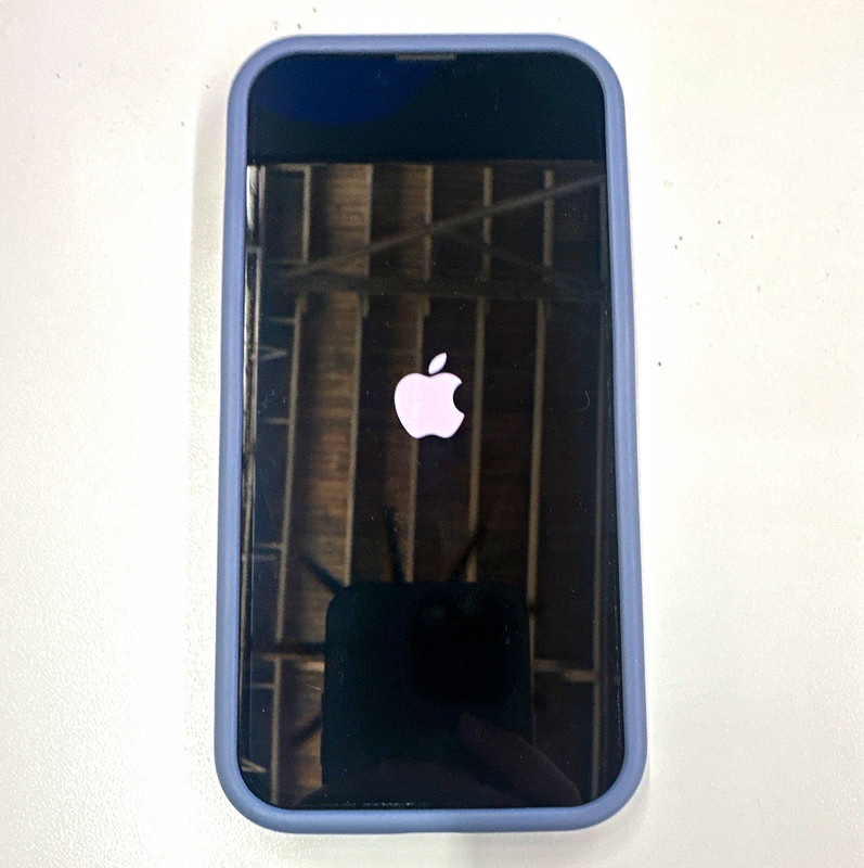 Apple iPhone 13 256GB Black Unlocked iOS 6.1in 12MP Smartphone