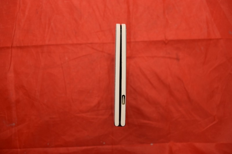 Open Box Factory Unlocked Microsoft Surface Duo 128GB Glacier White 1930 gallery